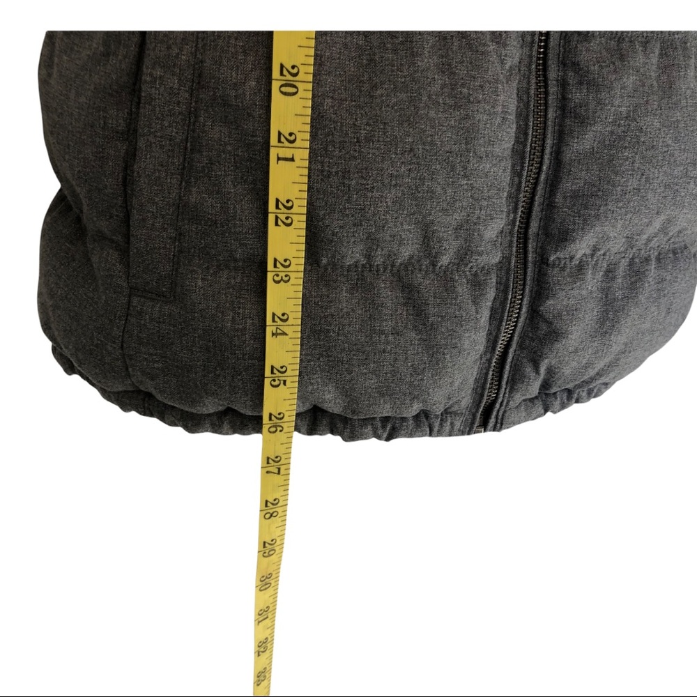 Tweedt Gray Puffer Coat Vest Full Zip front pockets Classic Vest Small Old Navy - Picture 8 of 11